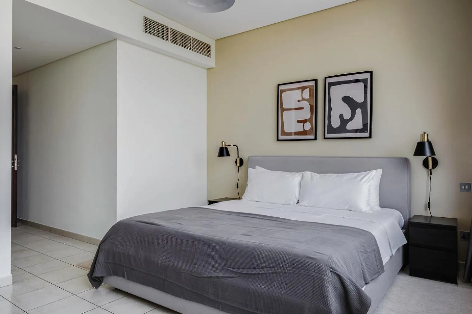 Blueground Difc Rooftop Pool City View Dxb-1501 Dubai Apartment